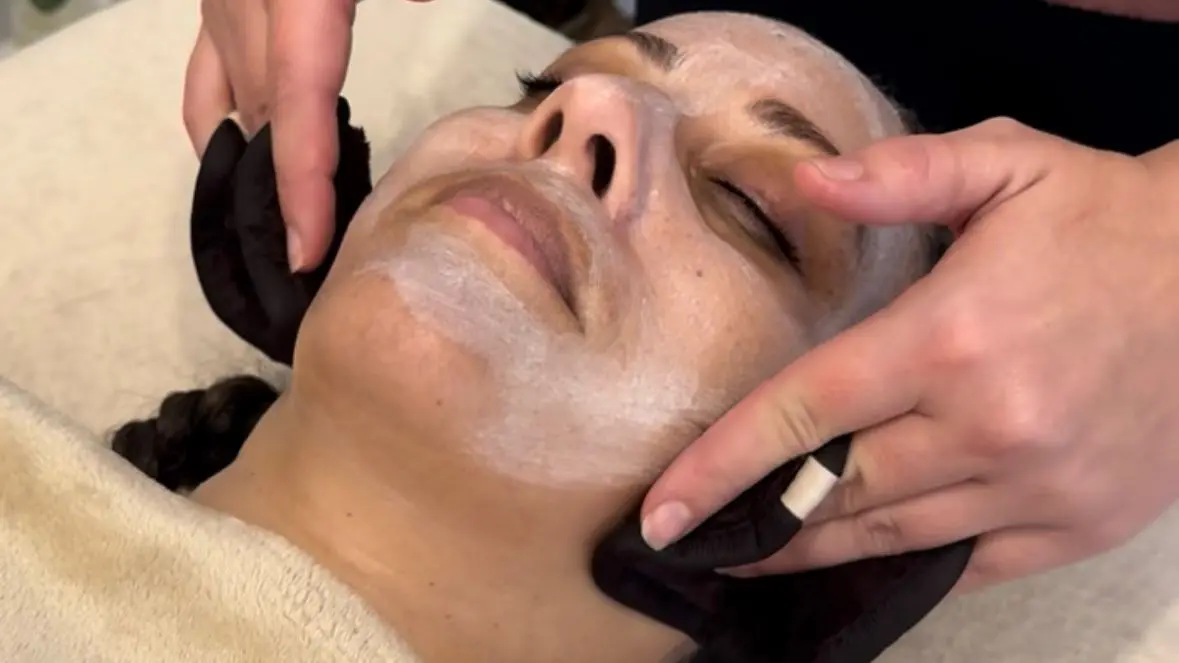 massage-gommage-soin-visage-toulon