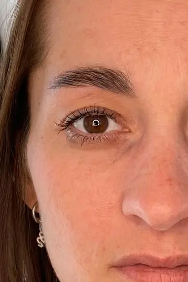 soin-cils-sourcils-après-toulon